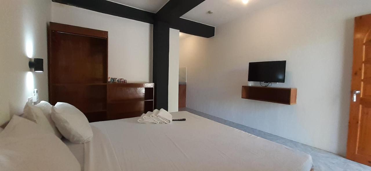 Jalyn'S Resort Sabang Пуэрто-Галера Экстерьер фото
