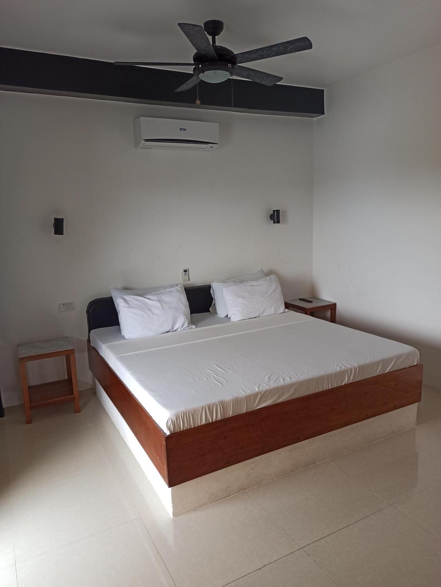 Jalyn'S Resort Sabang Пуэрто-Галера Номер фото